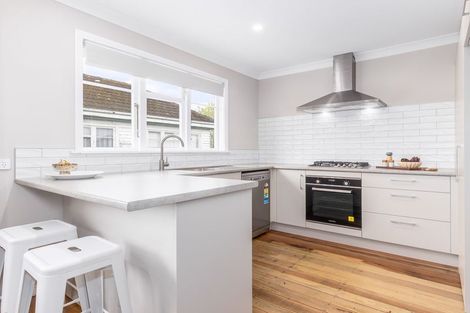 Photo of property in 11 Read Street, Levin, 5510