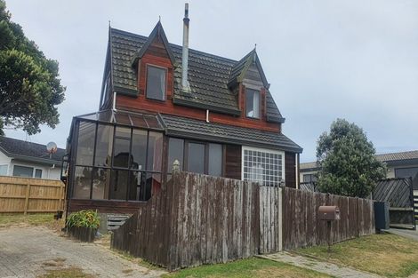 Photo of property in 1/6 Jasmine Grove, Maungaraki, Lower Hutt, 5010