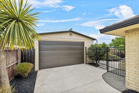 Photo of property in 7 Mchaffies Place, Wainoni, Christchurch, 8061