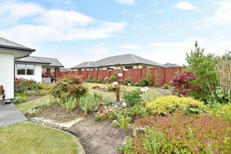 Photo of property in 10 Old Farm Place, Rangiora, 7400