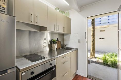 Photo of property in 3/11 Sentinel Road, Herne Bay, Auckland, 1011