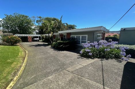 Photo of property in 77 Sunnybrae Road, Hillcrest, Auckland, 0627