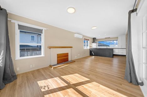 Photo of property in 9 Andrew Road, Howick, Auckland, 2010