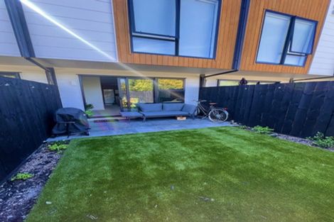 Photo of property in 9/20 Moor Avenue, Te Atatu Peninsula, Auckland, 0610
