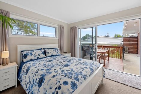 Photo of property in 10 Matenga Street, Waikanae, 5036