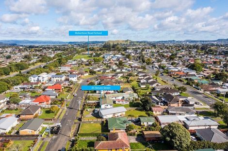 Photo of property in 35 Steven Street, Mangere East, Auckland, 2024