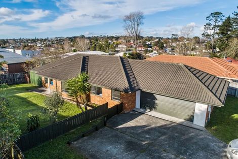 Photo of property in 32 Legacy Drive, Henderson, Auckland, 0612