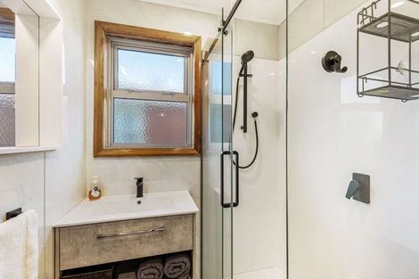 Photo of property in 6 Grenville Street, Levin, 5510