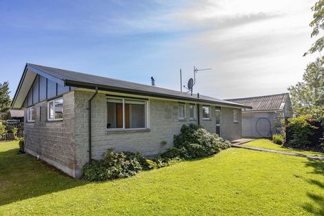 Photo of property in 56 Kowhai Avenue, Rangiora, 7400