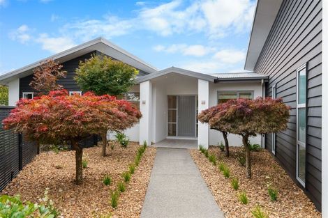 Photo of property in 8 Springwater Avenue, Northwood, Christchurch, 8051