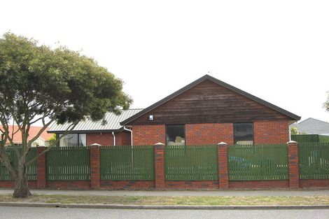 Photo of property in 19 Forest Drive, Parklands, Christchurch, 8083