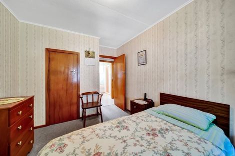 Photo of property in 117h Seaview Road, Westown, New Plymouth, 4310