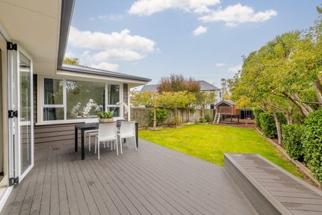 Photo of property in 3/47b Harris Crescent, Papanui, Christchurch, 8053