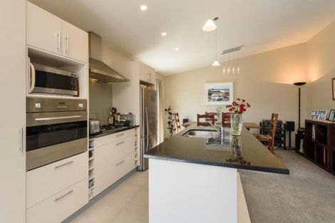 Photo of property in 23 Waikato Street, Island Bay, Wellington, 6023