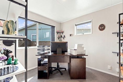 Photo of property in 1a Mosston Road, Castlecliff, Whanganui, 4501