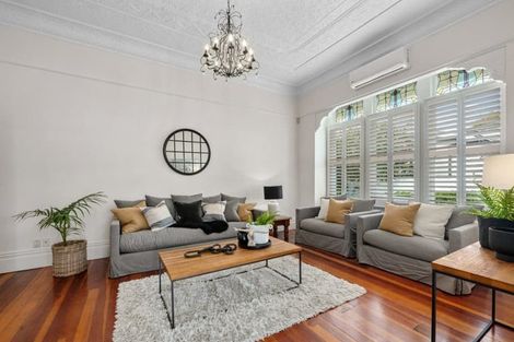 Photo of property in 58 Hinemoa Street, Birkenhead, Auckland, 0626