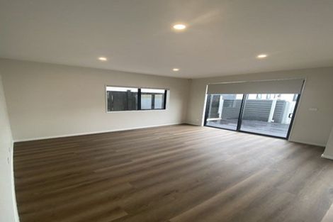 Photo of property in 132 Bucklands Beach Road, Bucklands Beach, Auckland, 2012
