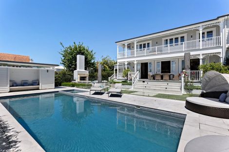 Photo of property in 21 Herne Bay Road, Herne Bay, Auckland, 1011