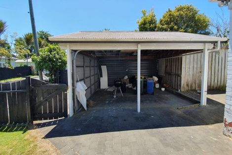 Photo of property in 70 Norwood Road, Bayswater, Auckland, 0622