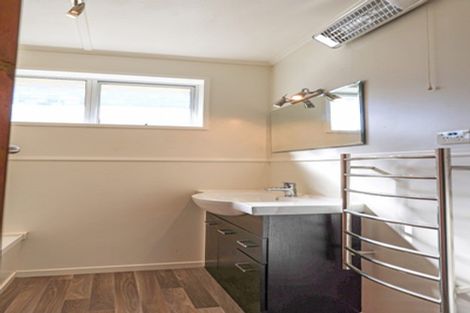 Photo of property in 33 Gorman Street, Macandrew Bay, Dunedin, 9014