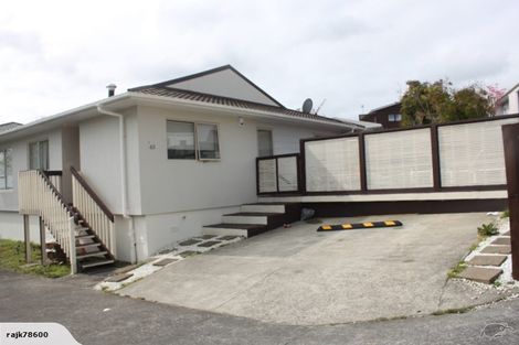 Photo of property in 1/49 Sungrove Rise, Sunnyvale, Auckland, 0612