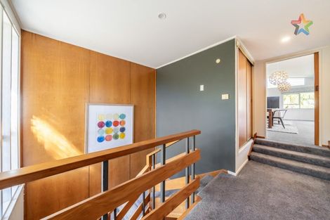 Photo of property in 8 Summit Road, Fairfield, Lower Hutt, 5011