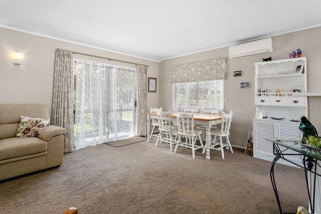 Photo of property in 10 Woodstock Crescent, Leamington, Cambridge, 3432