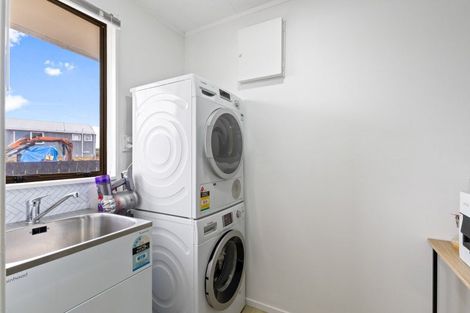 Photo of property in 10 Frances Street, Tirau, 3410