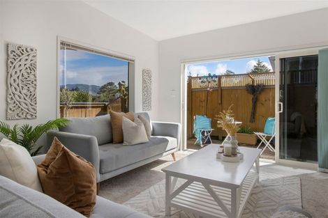 Photo of property in 10 Riverside Place, Katikati, 3129