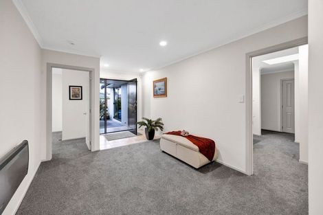 Photo of property in 19 Dolphin Parade, Bell Block, New Plymouth, 4312