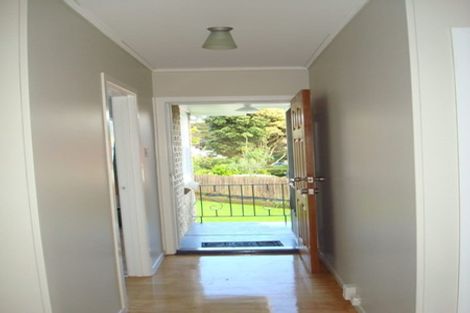 Photo of property in 43 Blease Street, New Lynn, Auckland, 0600