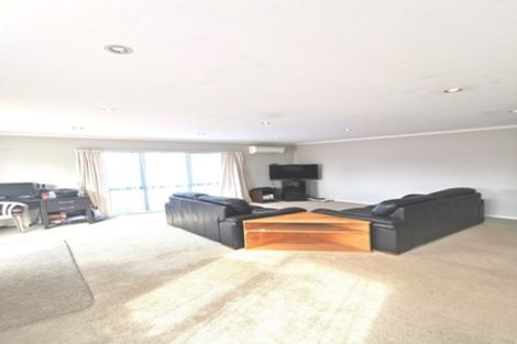 Photo of property in 4 Byron Brown Place, Otaki Beach, Otaki, 5512