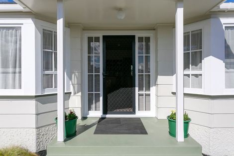 Photo of property in 3 Battersea Place, Richmond Heights, Taupo, 3330