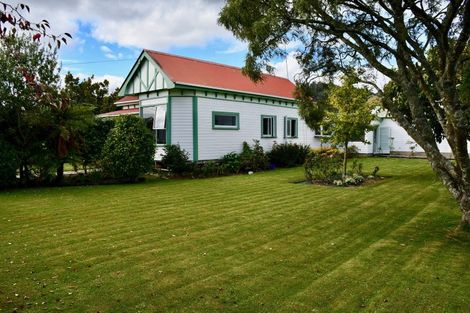 Photo of property in 5 Baker Creek Road, Karamea, 7893