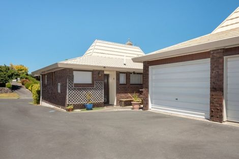 Photo of property in 15 Clivedene Street, Matua, Tauranga, 3110