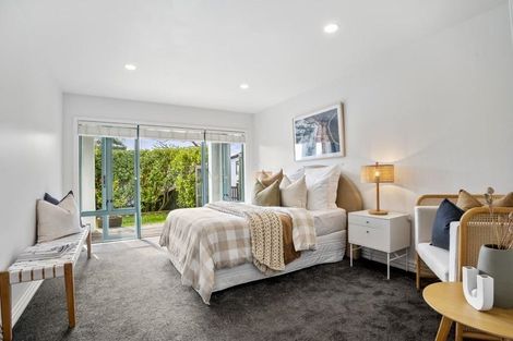 Photo of property in 2/61 Beresford Street, Bayswater, Auckland, 0622