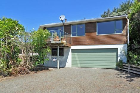 Photo of property in 152 Shag Point Road, Shag Point, Palmerston, 9482