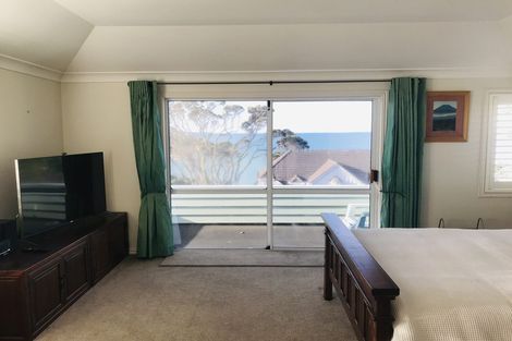 Photo of property in 23a Bournemouth Terrace, Murrays Bay, Auckland, 0630
