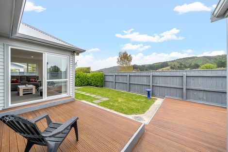 Photo of property in 3c Moohan Street, Wainuiomata, Lower Hutt, 5014
