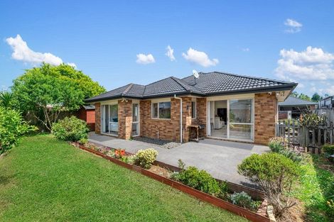 Photo of property in 10c Landon Place, Pukekohe, 2120