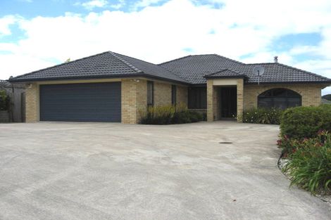 Photo of property in 10 Parvin Place, Pukekohe, 2120