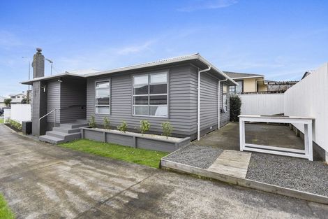 Photo of property in 77 Pohutukawa Place, Bell Block, New Plymouth, 4312