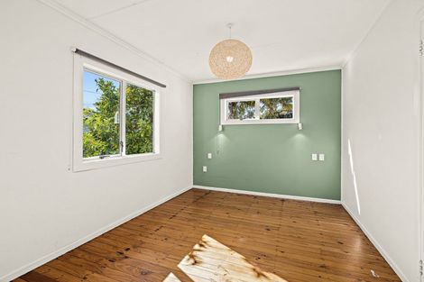 Photo of property in 30 Point Wells Road, Point Wells, Warkworth, 0986