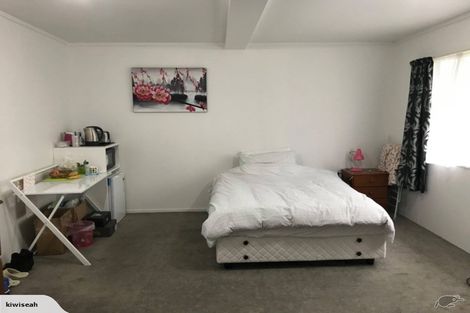 Photo of property in 25 Clyde Street, North Dunedin, Dunedin, 9016