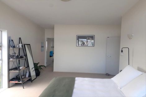 Photo of property in 35d Garnet Road, Westmere, Auckland, 1022