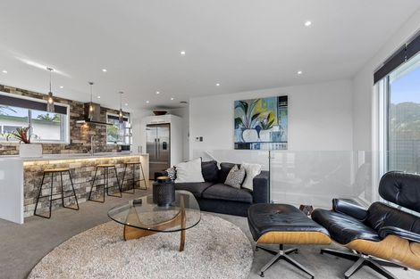 Photo of property in 1/467 Beach Road, Murrays Bay, Auckland, 0630