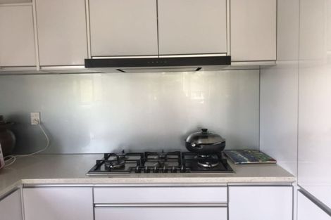 Photo of property in 12 Kereru Street, Henderson, Auckland, 0612