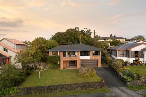 Photo of property in 6 Tironui Terrace, Western Heights, Hamilton, 3200