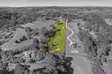 Photo of property in 390 Paremoremo Road, Paremoremo, Auckland, 0632