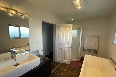 Photo of property in 74a Stanaway Street, Hillcrest, Auckland, 0627